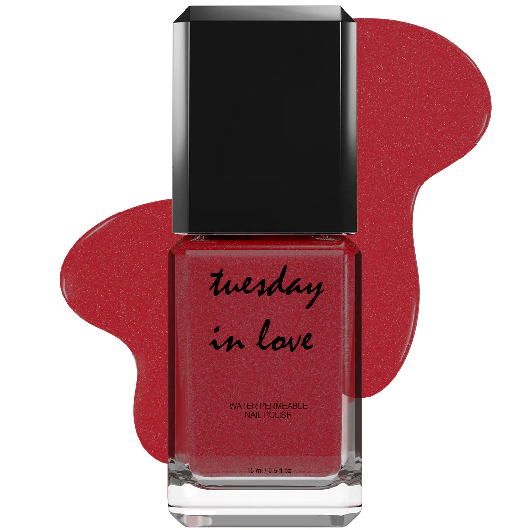 Flesje Cherry Bomb Halal nagellak van Tuesday in Love