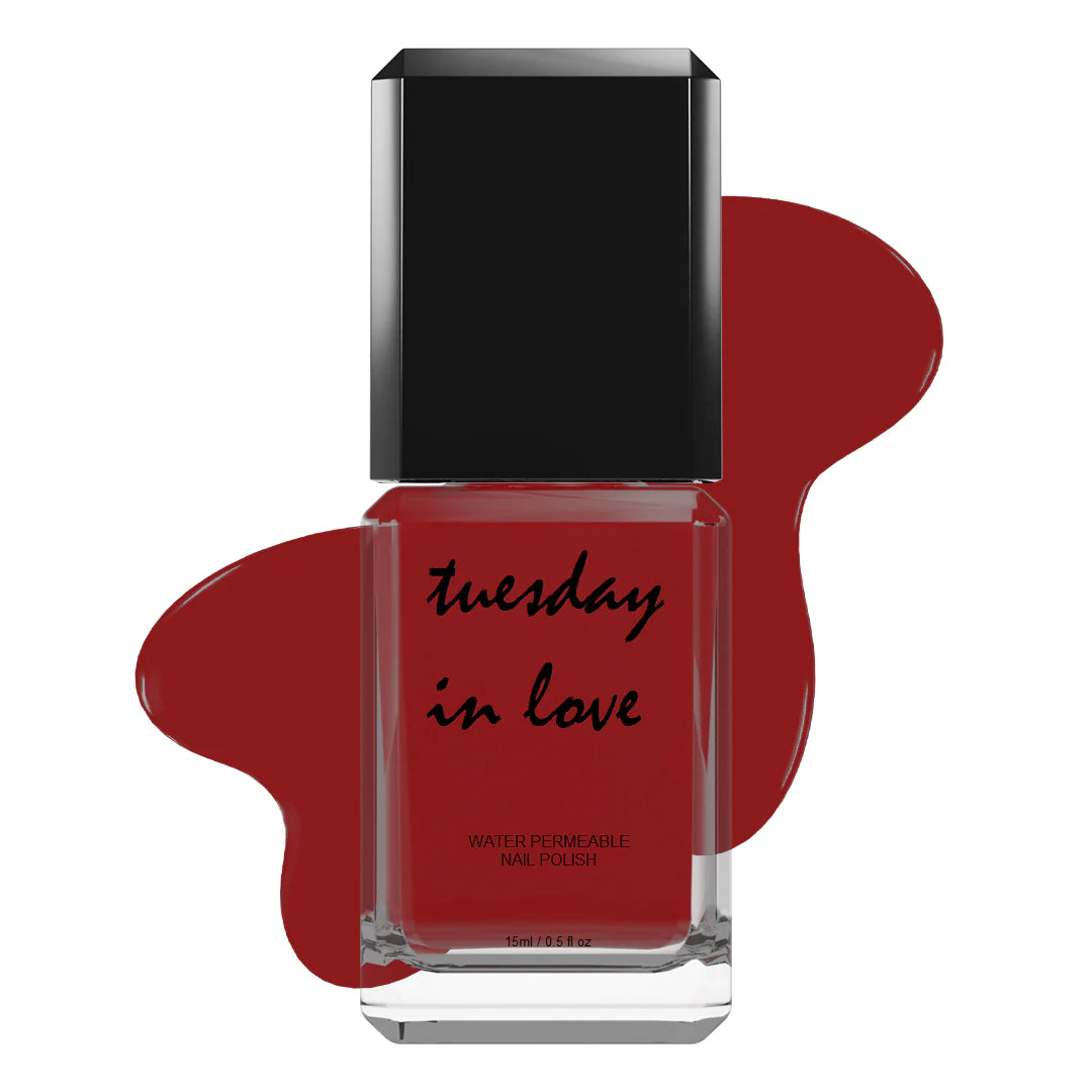 Flesje Deepest Desire Halal nagellak van Tuesday in Love