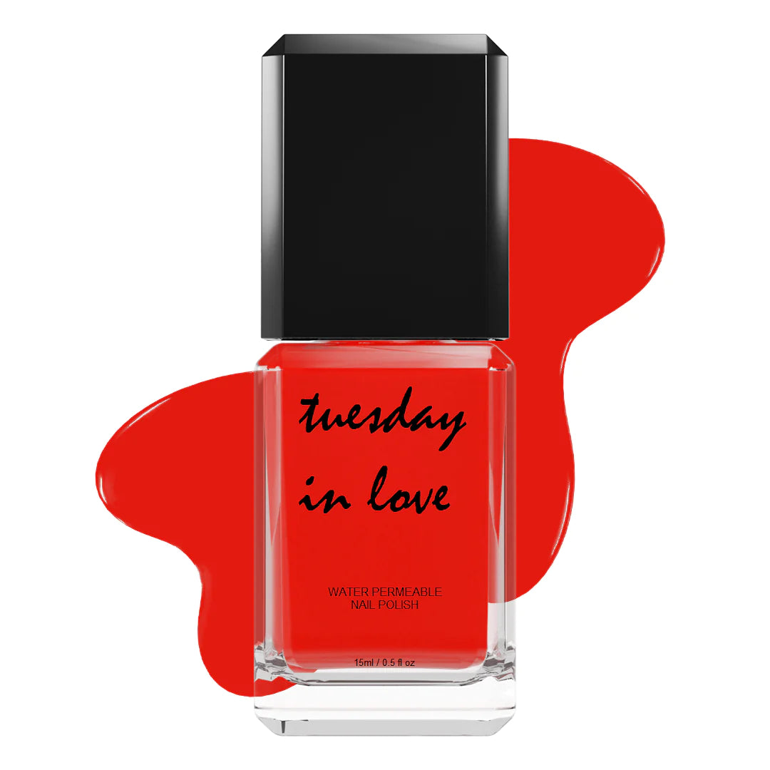 Flesje Love Bug Halal nagellak van Tuesday in Love