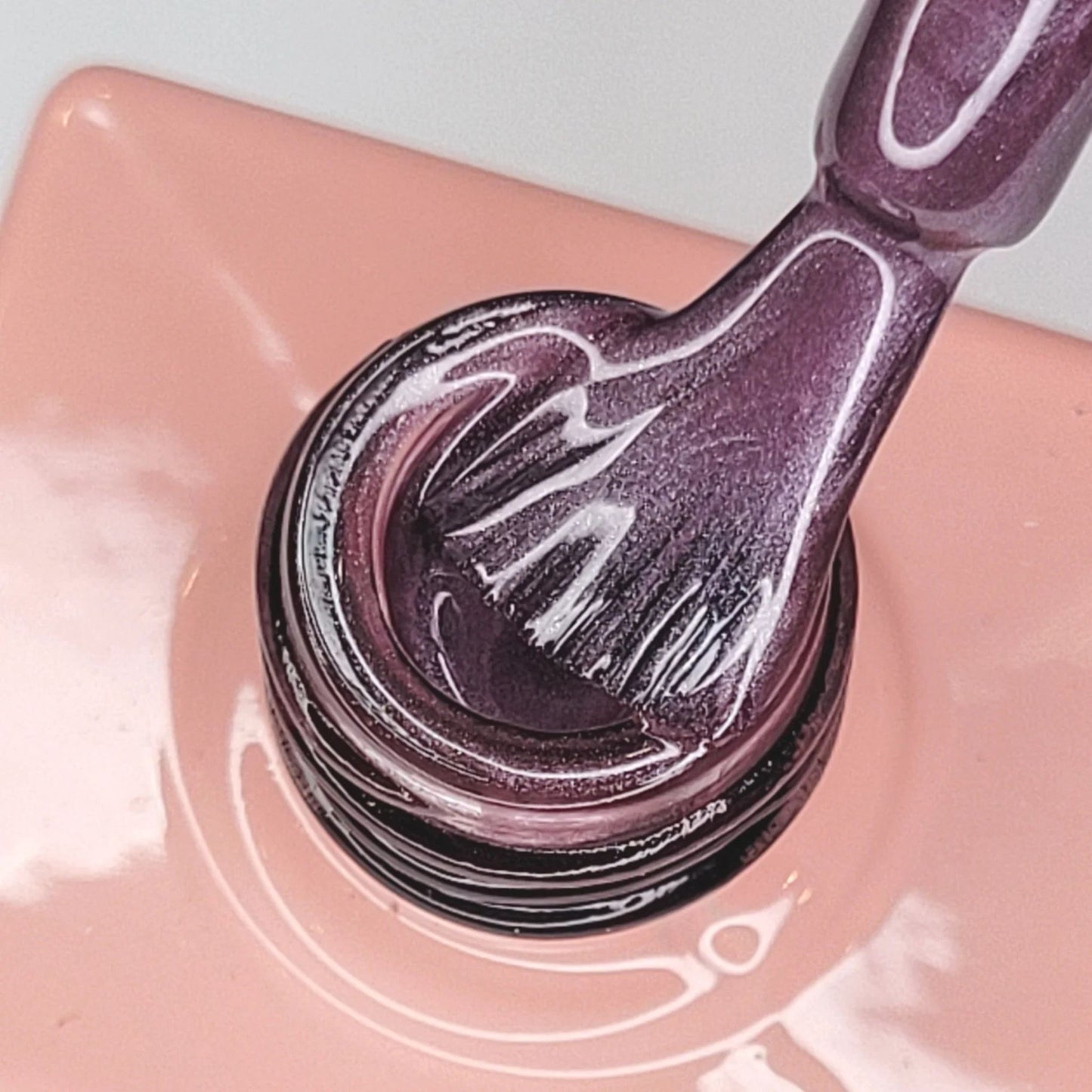 Purple Reign Cat Eye Gel – Kwast applicatie voor een perfecte cat eye look